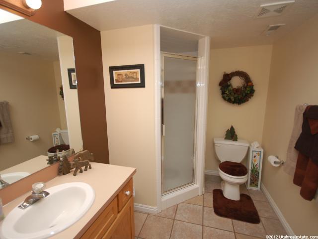 1438 N 1350 W, Farr West, UT 84404 — photo 2