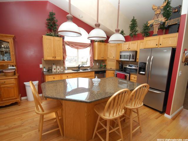 1438 N 1350 W, Farr West, UT 84404 — photo 4