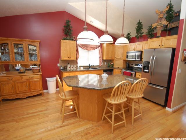 1438 N 1350 W, Farr West, UT 84404 — photo 7