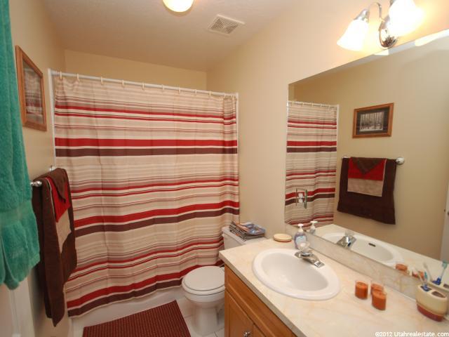 1438 N 1350 W, Farr West, UT 84404 — photo 8