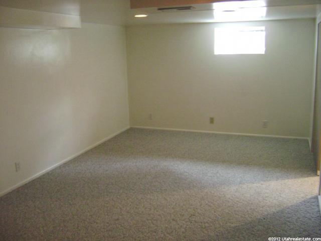 149 W Mond St S, Ogden, UT 84404 — photo 8