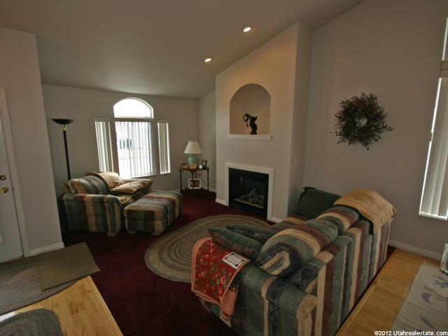 229 W 300 N, Hyde Park, UT 84318 — photo 3
