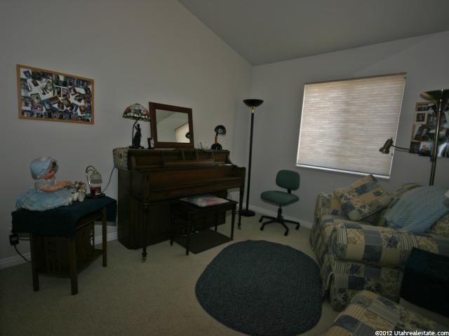 229 W 300 N, Hyde Park, UT 84318 — photo 6