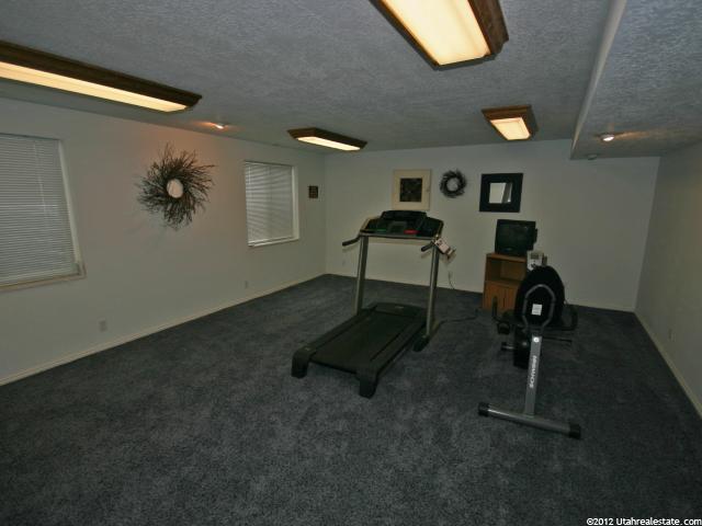 229 W 300 N, Hyde Park, UT 84318 — photo 10