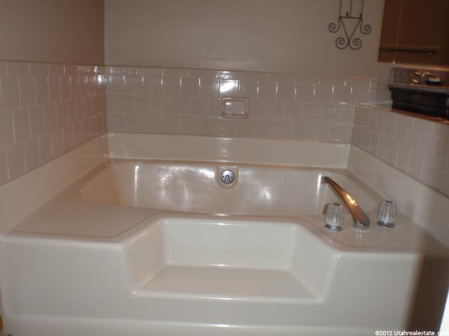 10717 S 1090 E, Sandy, UT 84094 — photo 6