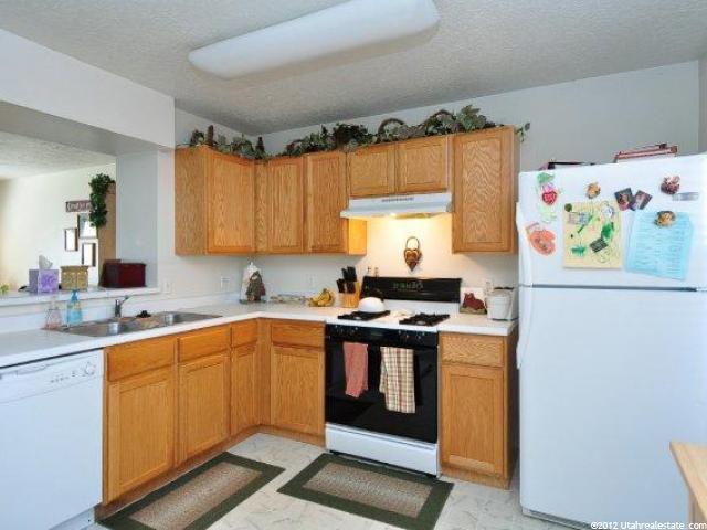 417 E 500 S, Clearfield, UT 84015 — photo 5