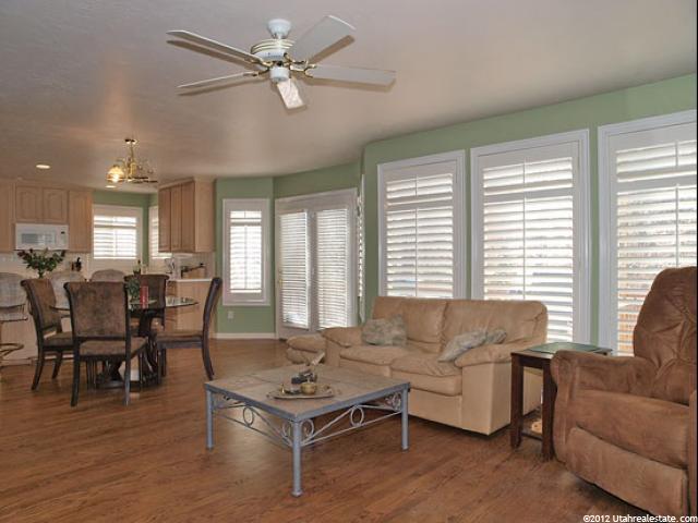 4894 S Stone Crest Dr. E, Murray, UT 84107 — photo 2