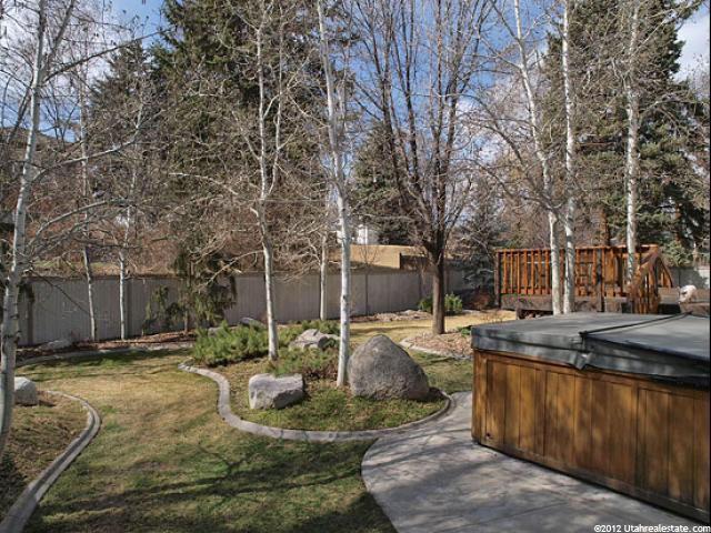 4894 S Stone Crest Dr. E, Murray, UT 84107 — photo 4