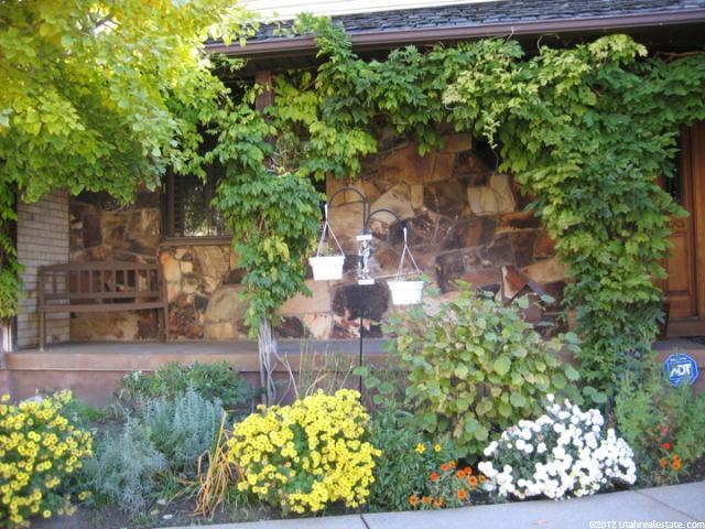 3002 S Windsor Ln, Bountiful, UT 84010 — photo 2