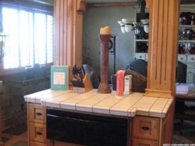 3002 S Windsor Ln, Bountiful, UT 84010 — photo 5