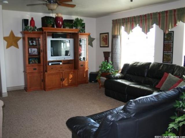 4565 W 5875 S, Hooper, UT 84315 — photo 5
