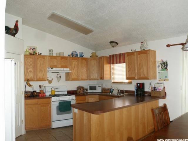 347 W West Oaks Dr, Ogden, UT 84404 — photo 4