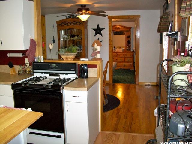 1413 N 300 W, Sunset, UT 84015 — photo 4