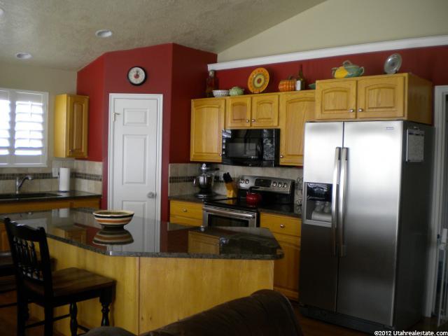 2403 W 2375 N, Clinton, UT 84015 — photo 5