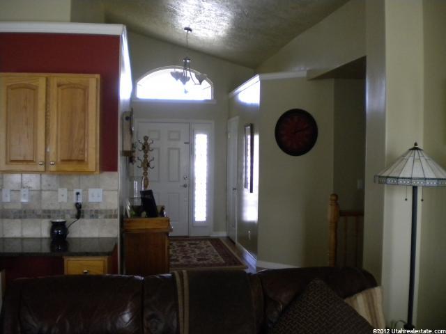 2403 W 2375 N, Clinton, UT 84015 — photo 6