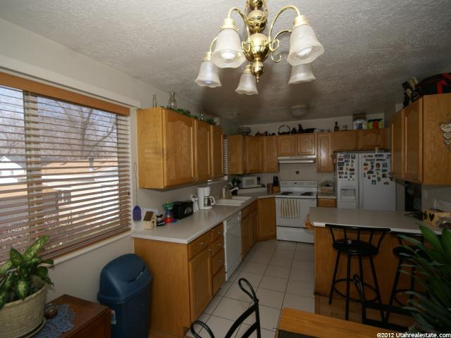 55 N 750 W, Layton, UT 84041 — photo 2