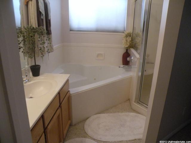 227 E Ashbrook, Midvale, UT 84047 — photo 7
