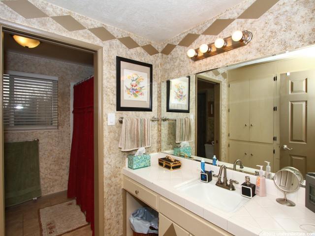 440 E Willow Ave, Murray, UT 84107 — photo 11