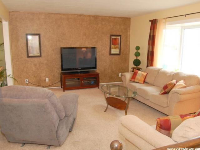11858 S Cedar Ridge Rd E, Sandy, UT 84094 — photo 3