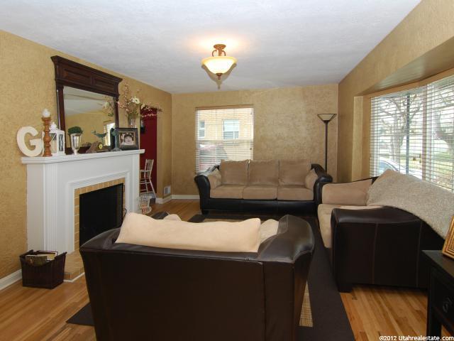 670 N Main E, Bountiful, UT 84010 — photo 2