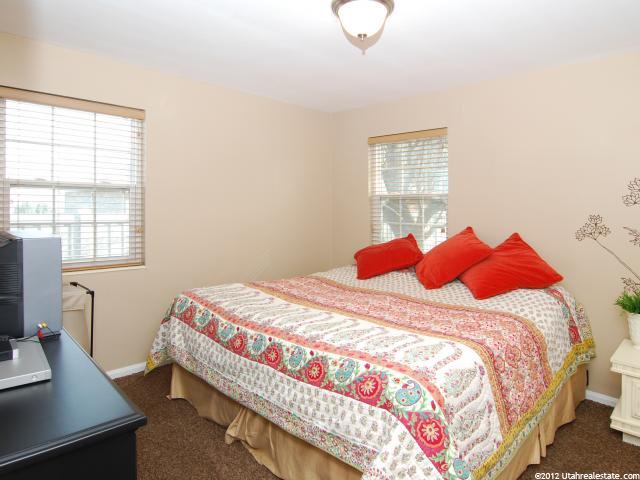 670 N Main E, Bountiful, UT 84010 — photo 5
