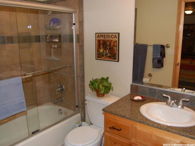 11313 S Four Sox Cv E, Sandy, UT 84092 — photo 10
