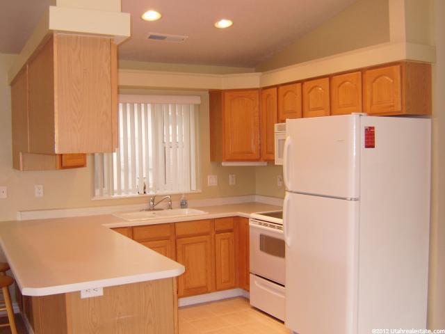2990 E Riverside Dr Dr E #213, St. George, UT 84790 — photo 3