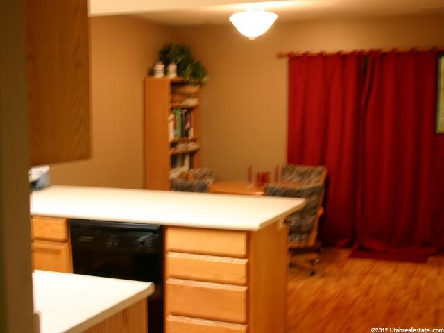 19 Somerset Pl, North Logan, UT 84341 — photo 4