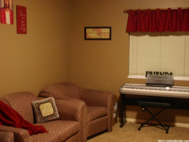 19 Somerset Pl, North Logan, UT 84341 — photo 7