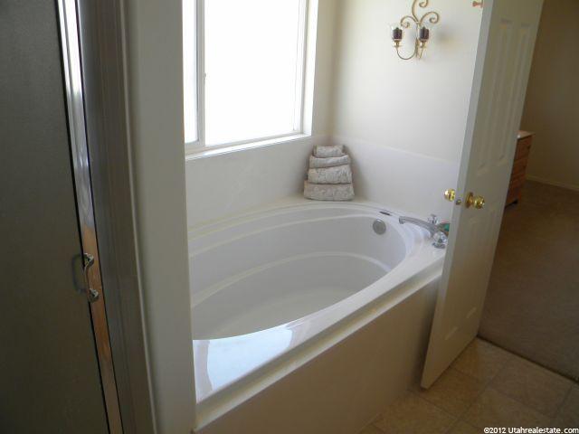 2633 S 200 E, Clearfield, UT 84015 — photo 11