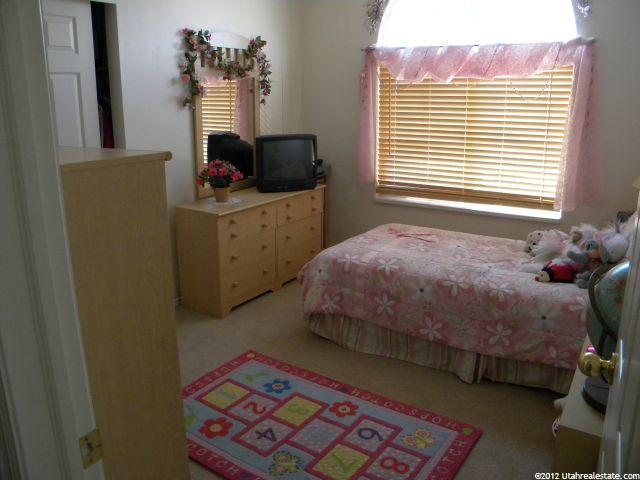 2633 S 200 E, Clearfield, UT 84015 — photo 8
