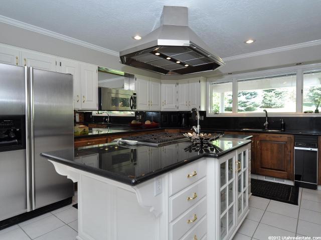 2630 E Summerwood Dr N, Layton, UT 84040 — photo 6