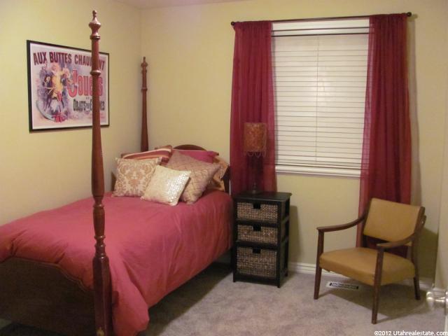 319 E Sego Lily Dr, Sandy, UT 84070 — photo 8