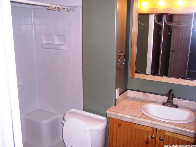 93 E Center St, Smithfield, UT 84335 — photo 10