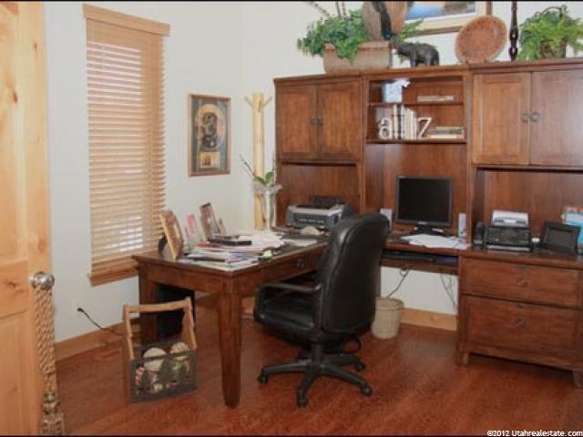 4137 E Wildcreek Rd, Sandy, UT 84092 — photo 9