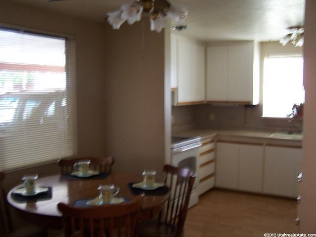 298 W 1350 N, Bountiful, UT 84010 — photo 9