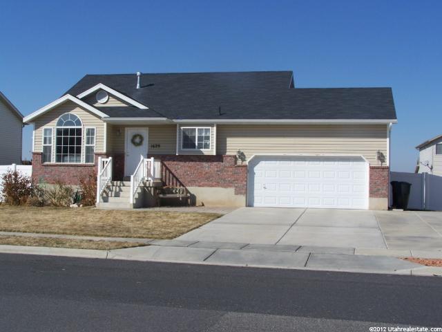 1629 N 2340 W, Clinton, UT 84015 — photo 2