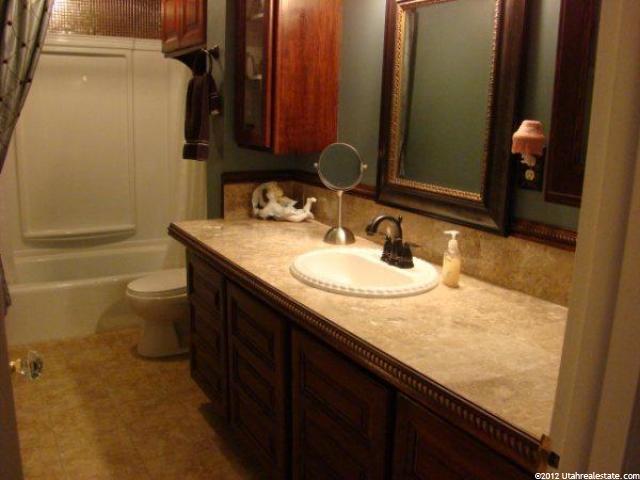 4330 S 2450 W, Roy, UT 84067 — photo 2