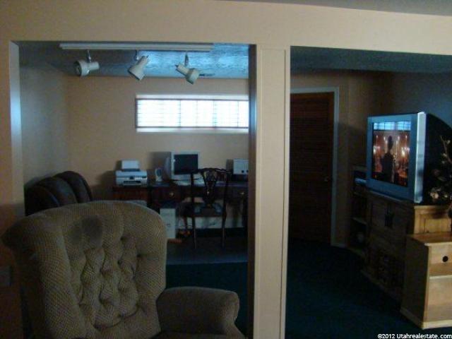 4330 S 2450 W, Roy, UT 84067 — photo 3