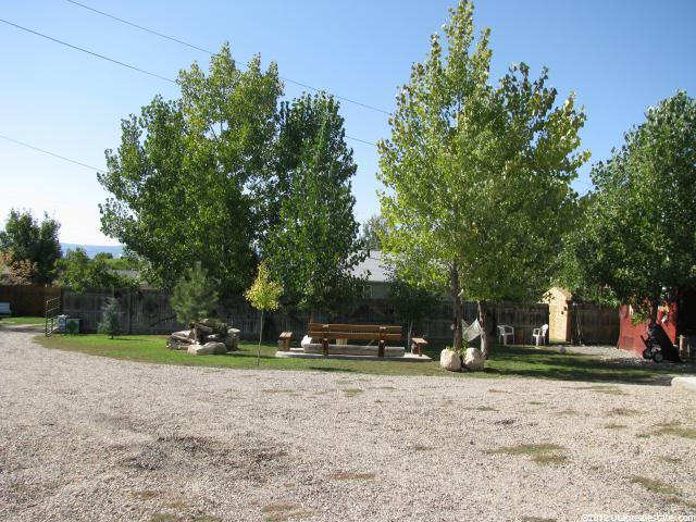 57 S 300 E, Mt Pleasant, UT 84647 — photo 4