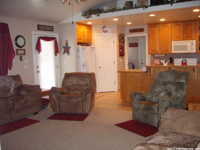 1112 W 1395 N, Clinton, UT 84015 — photo 5