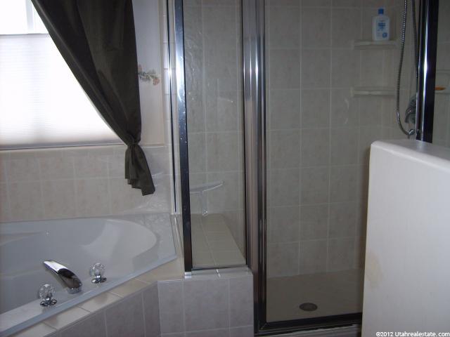 1112 W 1395 N, Clinton, UT 84015 — photo 9