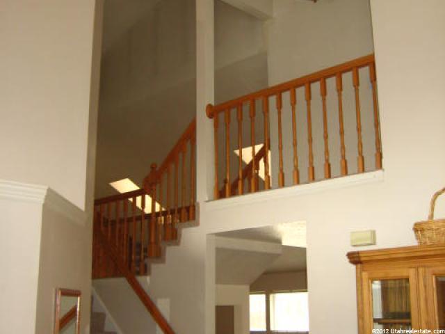 10167 S 2460 E, Sandy, UT 84092 — photo 2