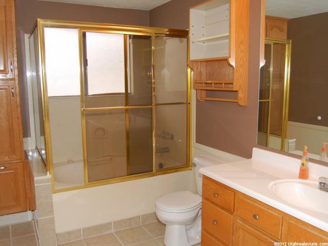 10443 S Violet Dr, Sandy, UT 84094 — photo 8