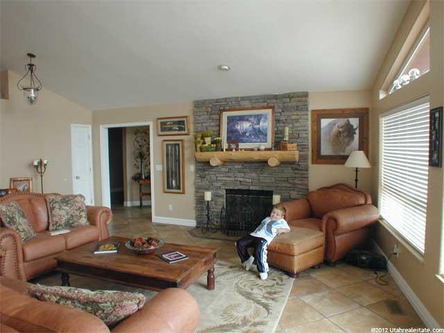 340 W 2100 N, Marion, UT 84036 — photo 6