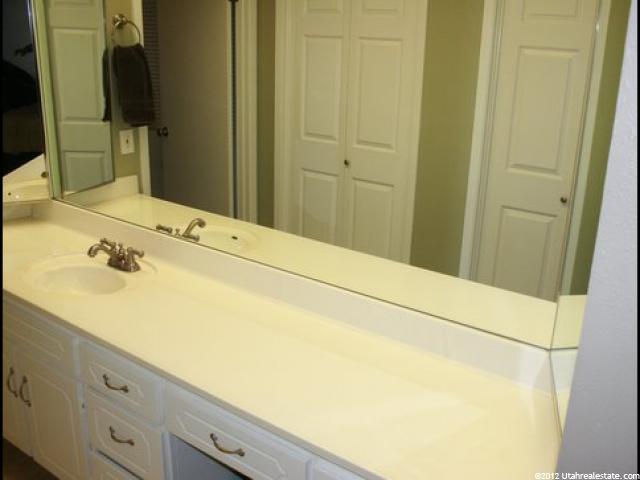 278 E Peach Ln, Bountiful, UT 84010 — photo 10