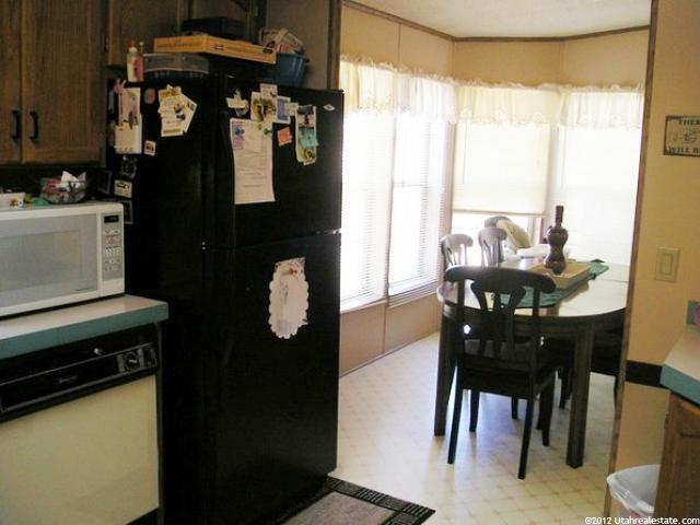 257 E Jordan View Dr, Sandy, UT 84070 — photo 3