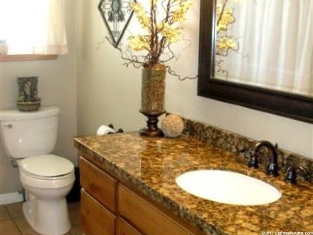 245 W 300 N, Hyde Park, UT 84318 — photo 12