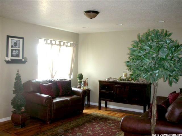 245 W 300 N, Hyde Park, UT 84318 — photo 4