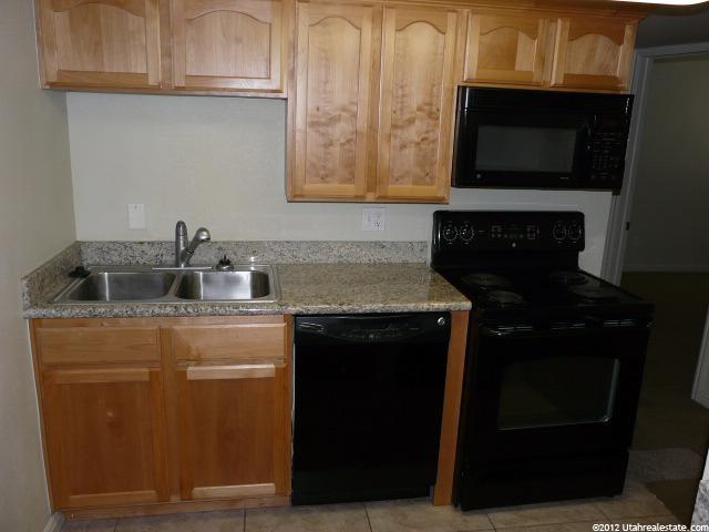 5760 S 900 E #2B, Murray, UT 84121 — photo 2